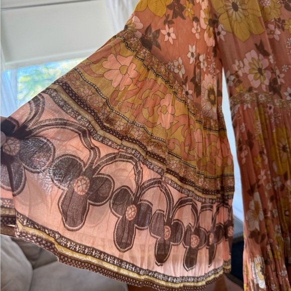 Spell Gown - Picture 3 of 4